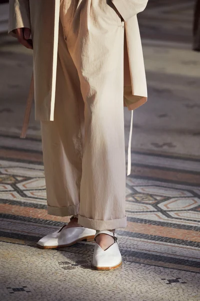 Look 25